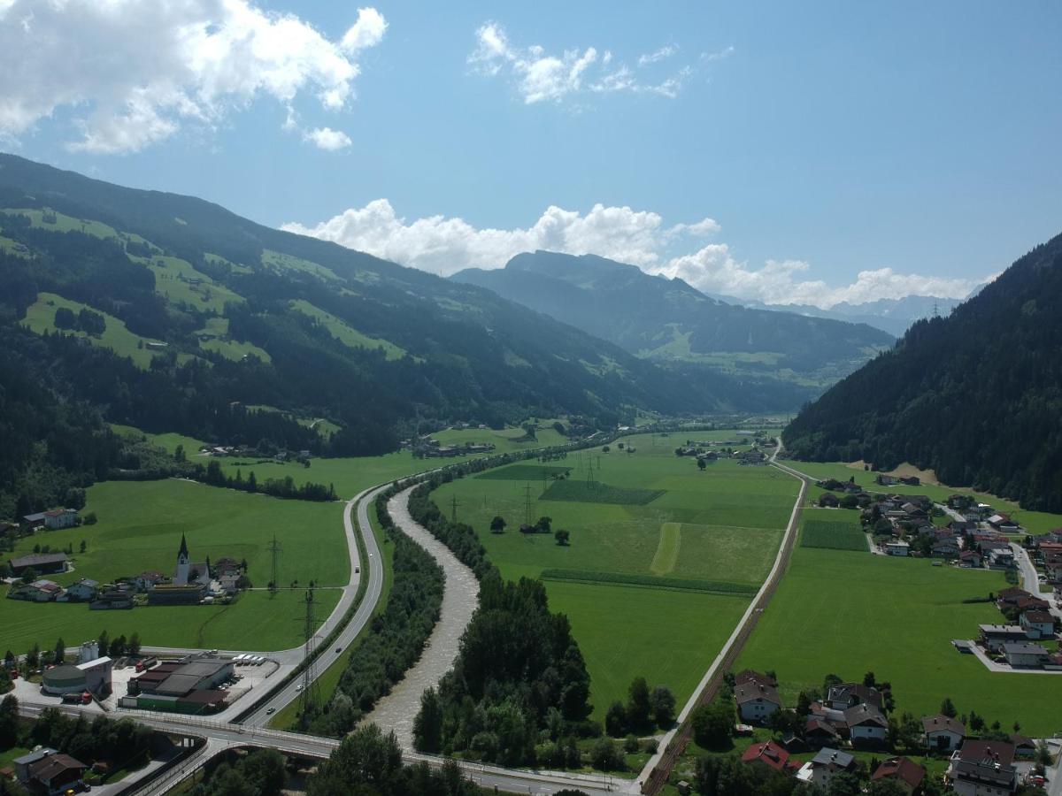 Gasthof Zum Loewen Aschau Im Zillertal Kültér fotó