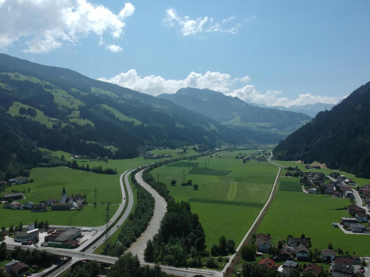 Gasthof Zum Lowen Aschau Im Zillertal Kültér fotó