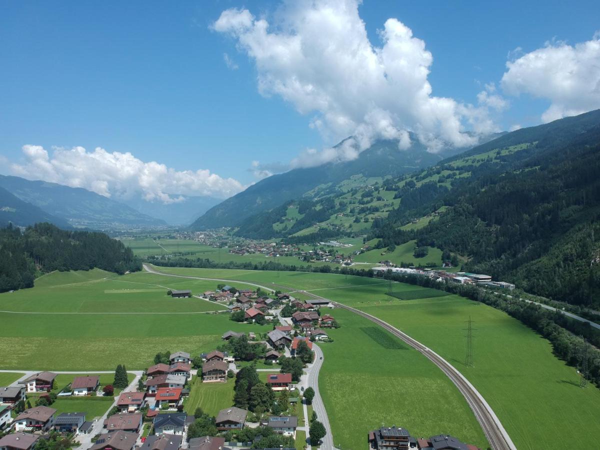 Gasthof Zum Lowen Aschau Im Zillertal Kültér fotó