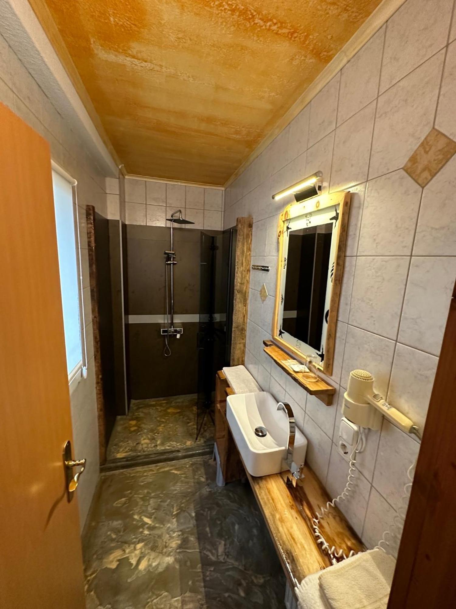 Gasthof Zum Loewen Aschau Im Zillertal Kültér fotó